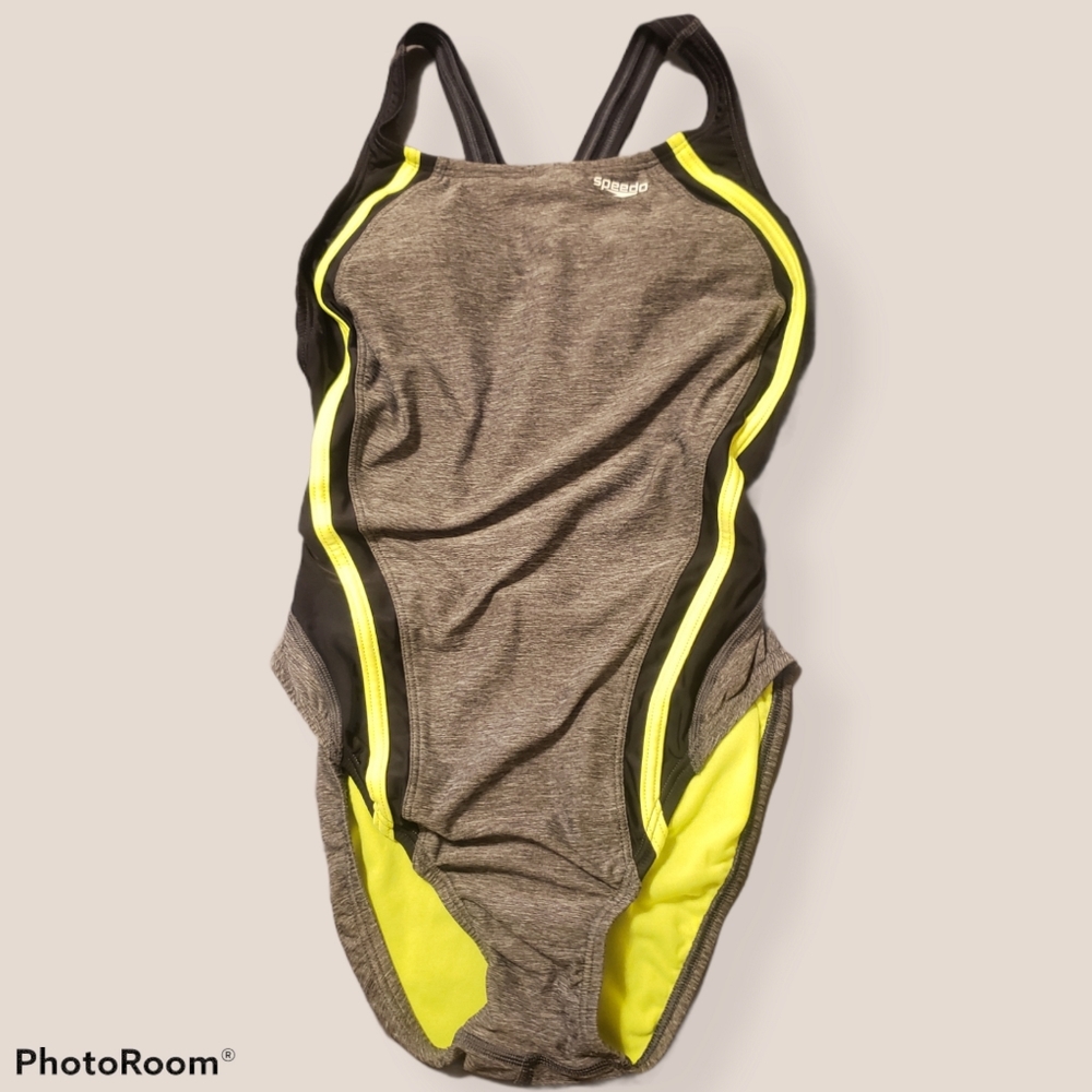 Speedo hydrobra one piece size 8